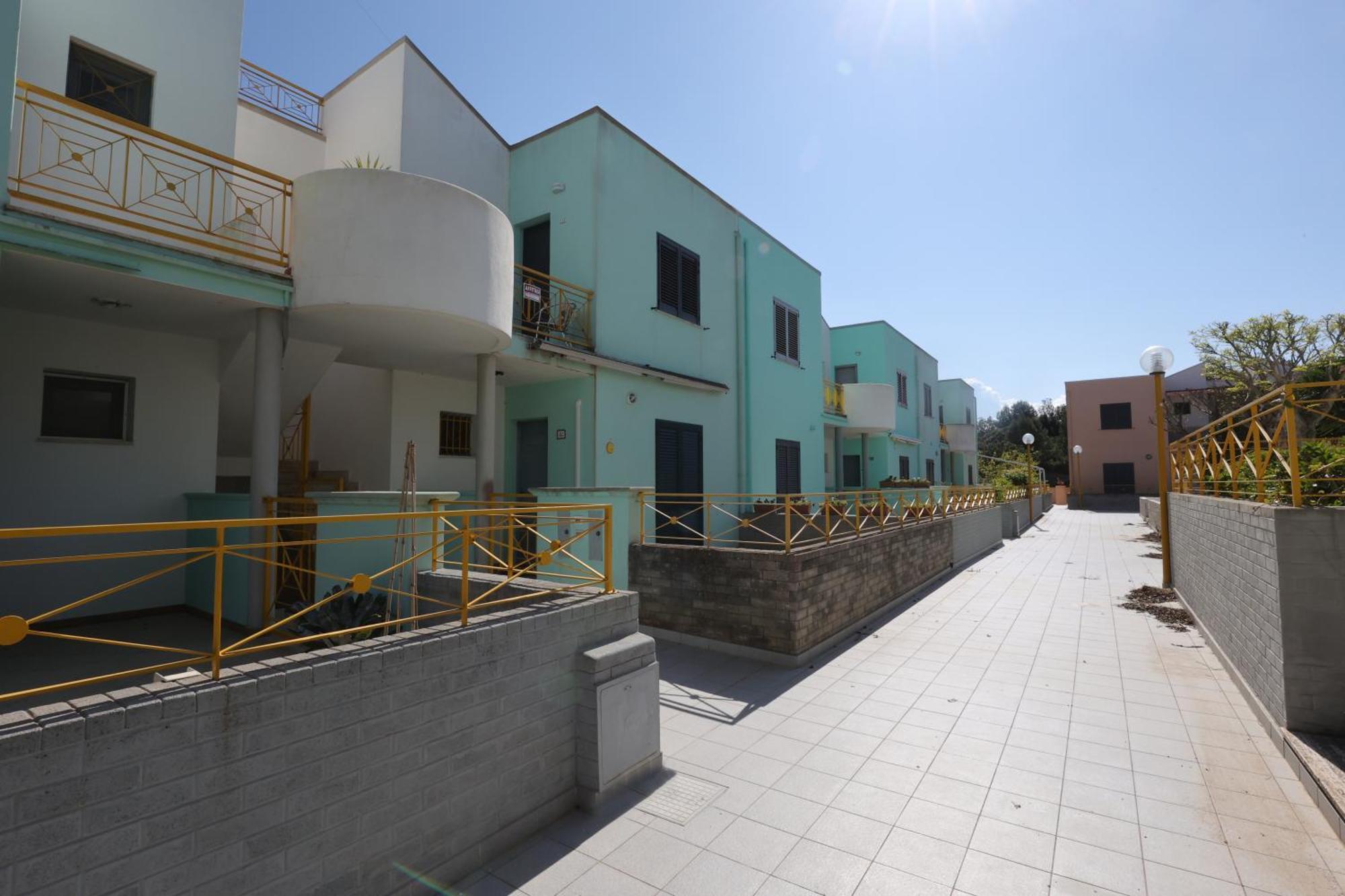 Casa Vacanze Lucia Torre dell'Orso Eksteriør bilde